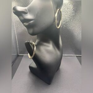 Elegant Gold  Hoop Earrings